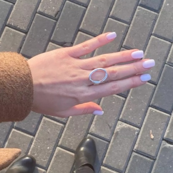 925 Sterling Silver Chunky Irregular Oval Ring - Picture 5 of 6